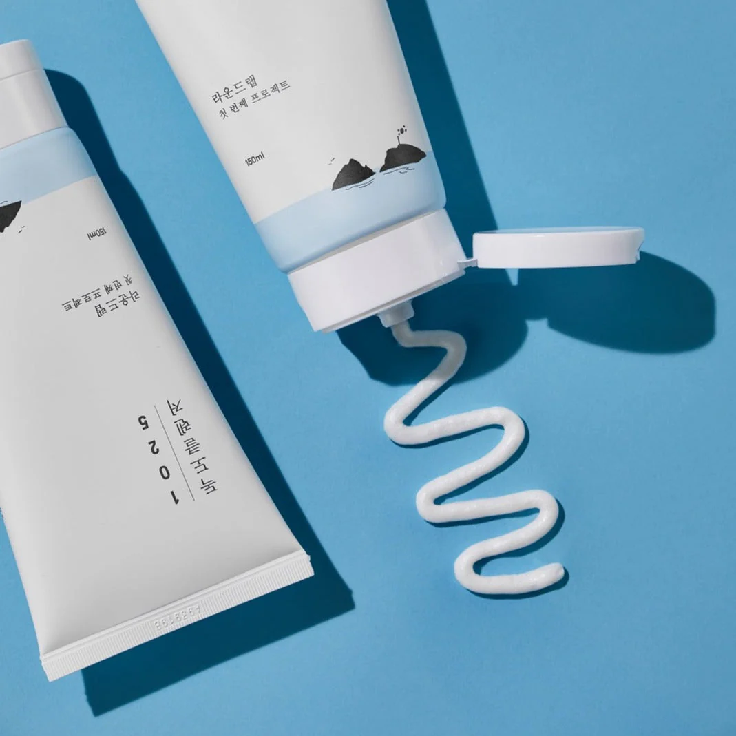 1025 Dokdo Cleanser [150ml] - Image 2