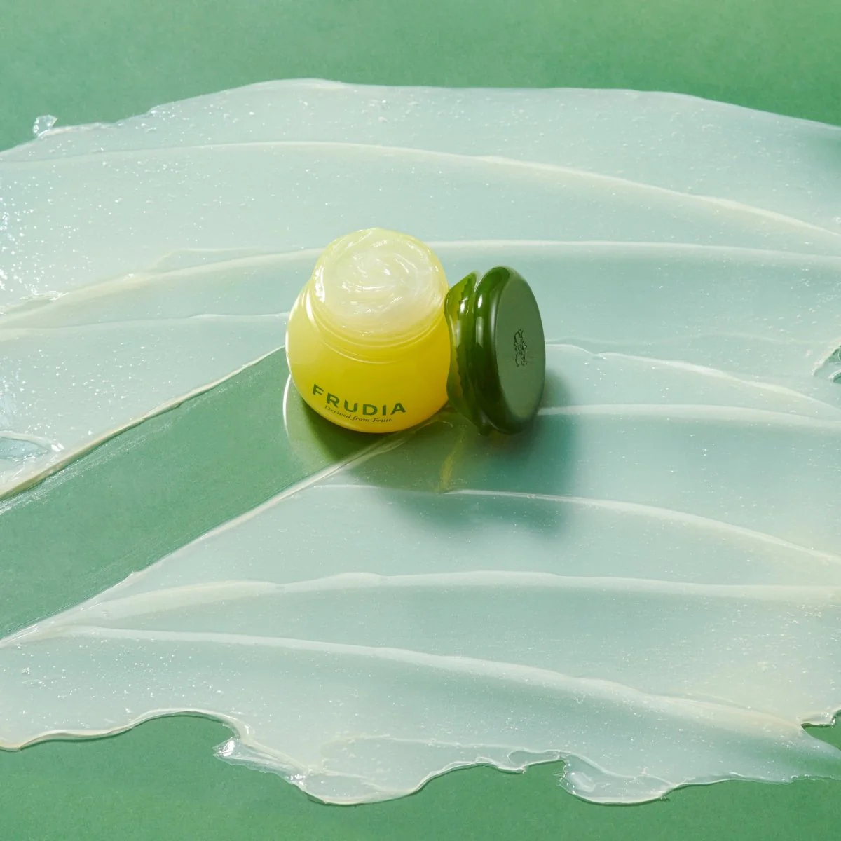 Avocado Cica Relief Lip Balm 10ml - Image 4