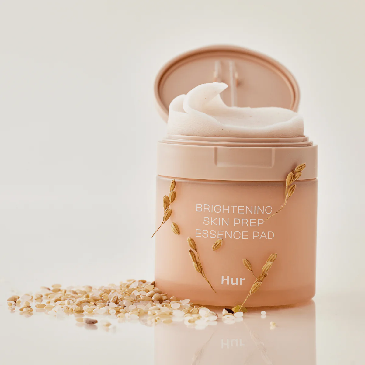 Brightening Skin Prep Essence Pad 70pcs - Image 2