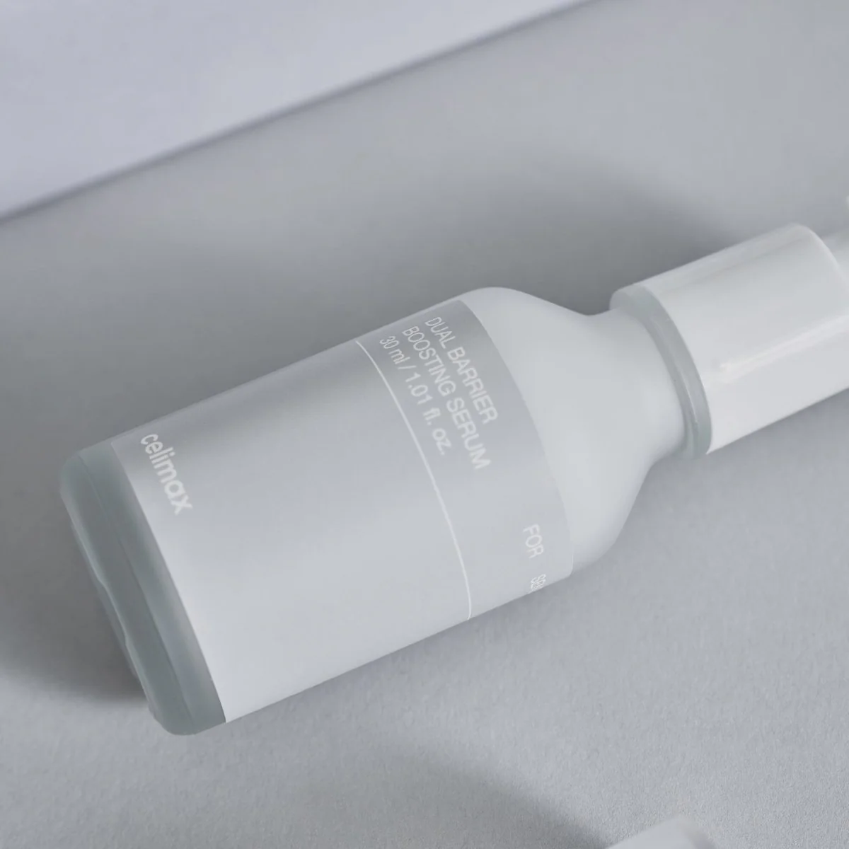 Dual Barrier Boosting Serum 30ml - Image 2