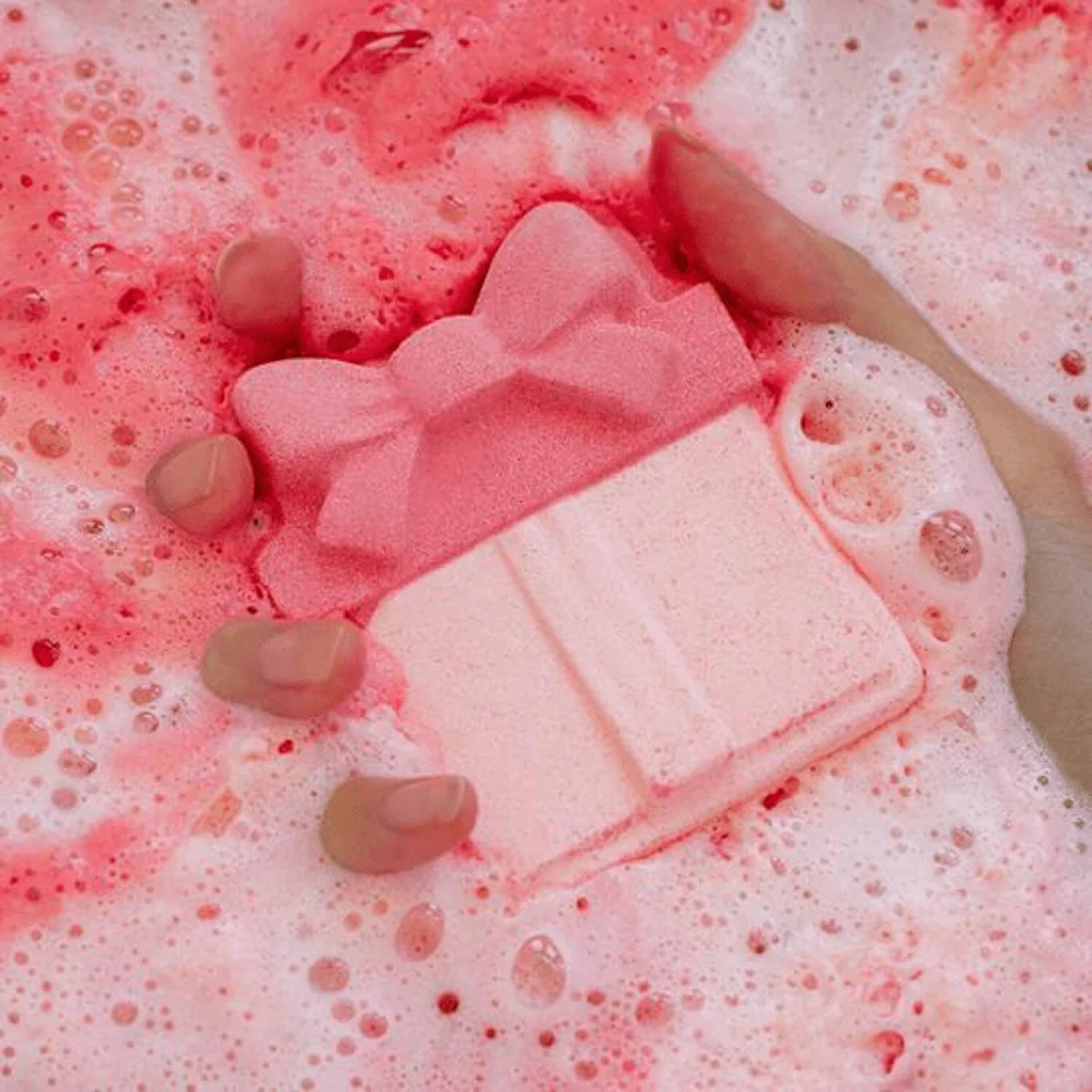 Joyful Bubble Bath Bomb [Raspberry Gift] 110g - Image 3