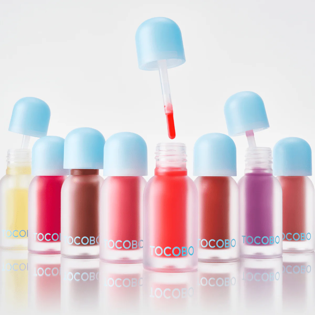 Juicy Berry Plumping Lip Oil - Image 15