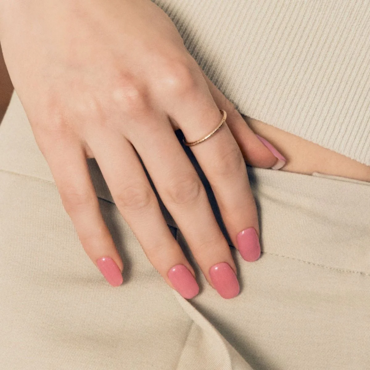 Semi-Cured Gel Nail - N Cream Glow - Image 4