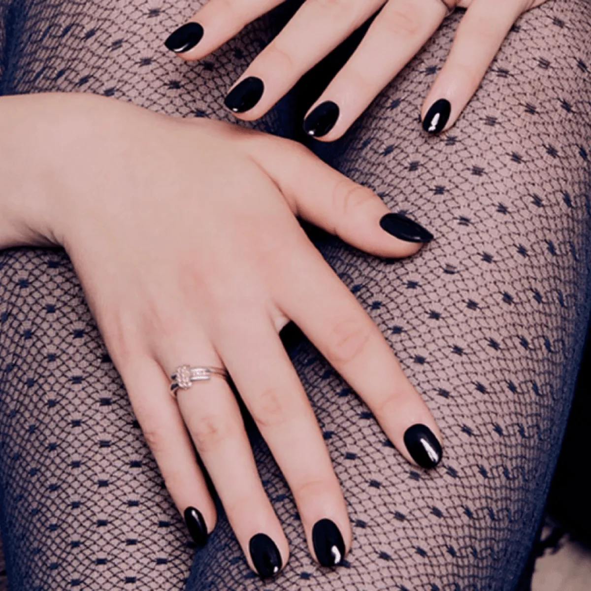 Semi-Cured Gel Nail - N Onyx - Image 3