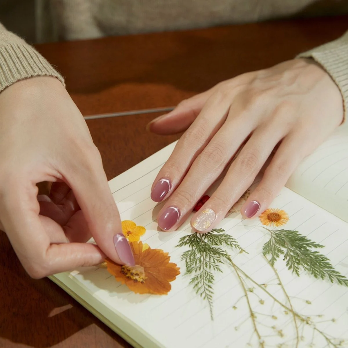 Semi-Cured Gel Nail - N Shine Vino - Image 3