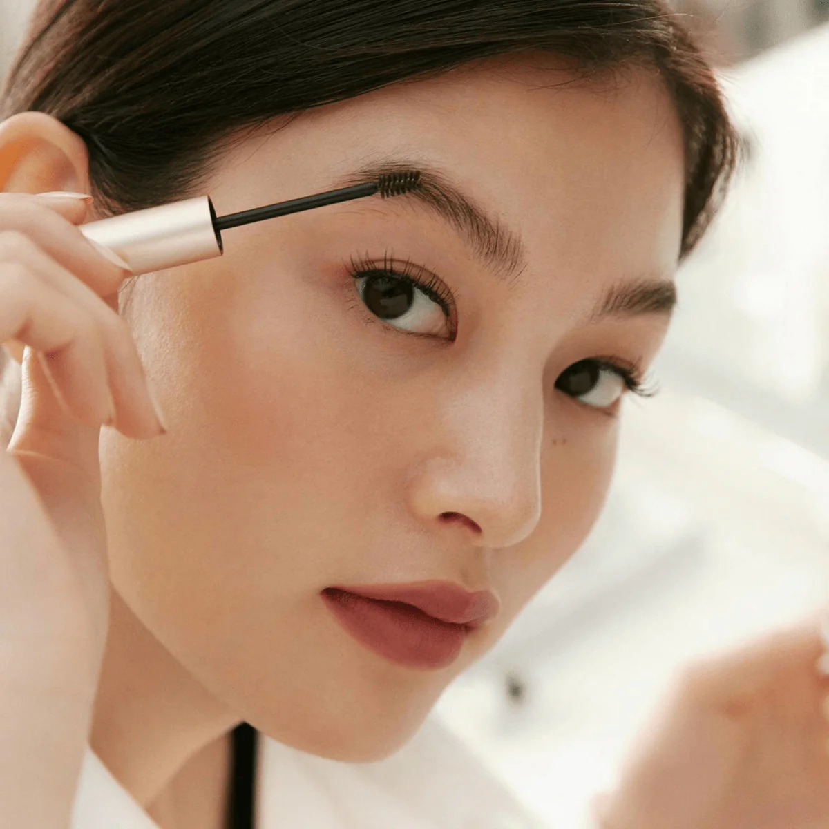 Signature Brow Shaper - Image 2
