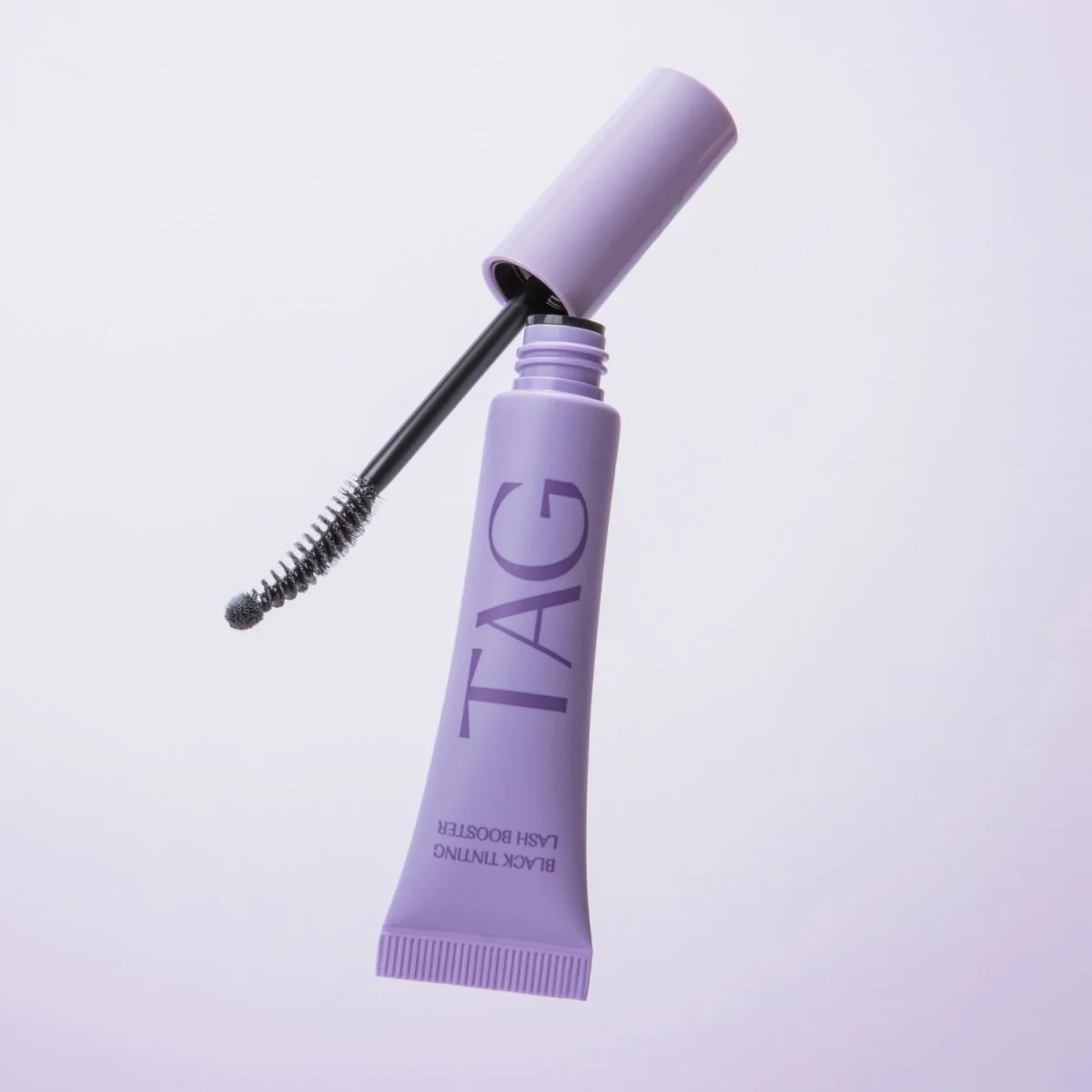 Tag Black Tinting Lash Booster - Image 2