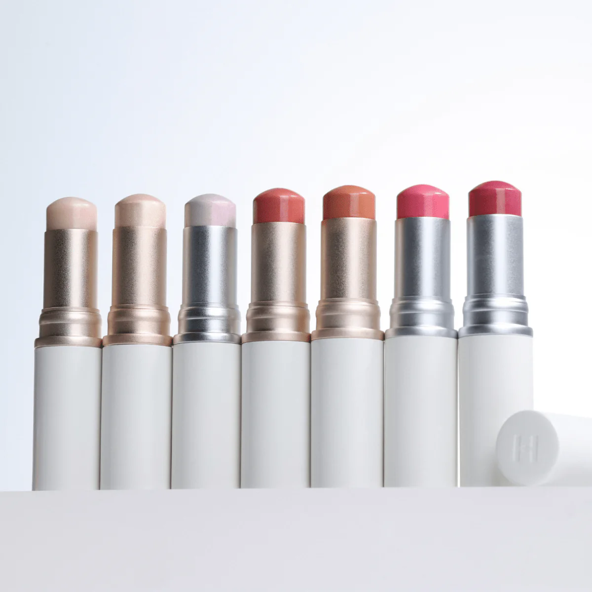 True Dimension Radiance Balm - Image 2