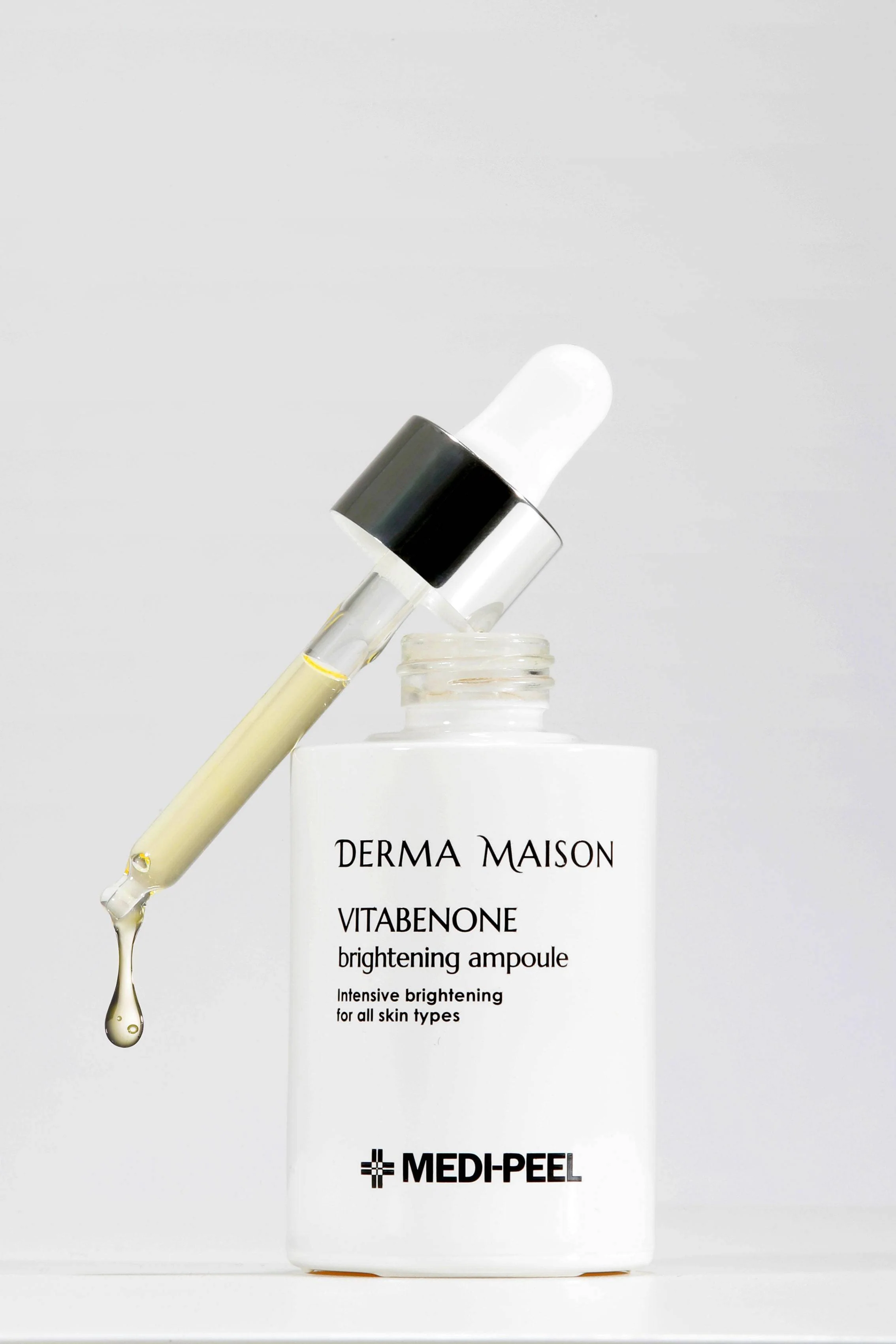 Vitabenone Brightening Ampoule [100ml] - Image 2