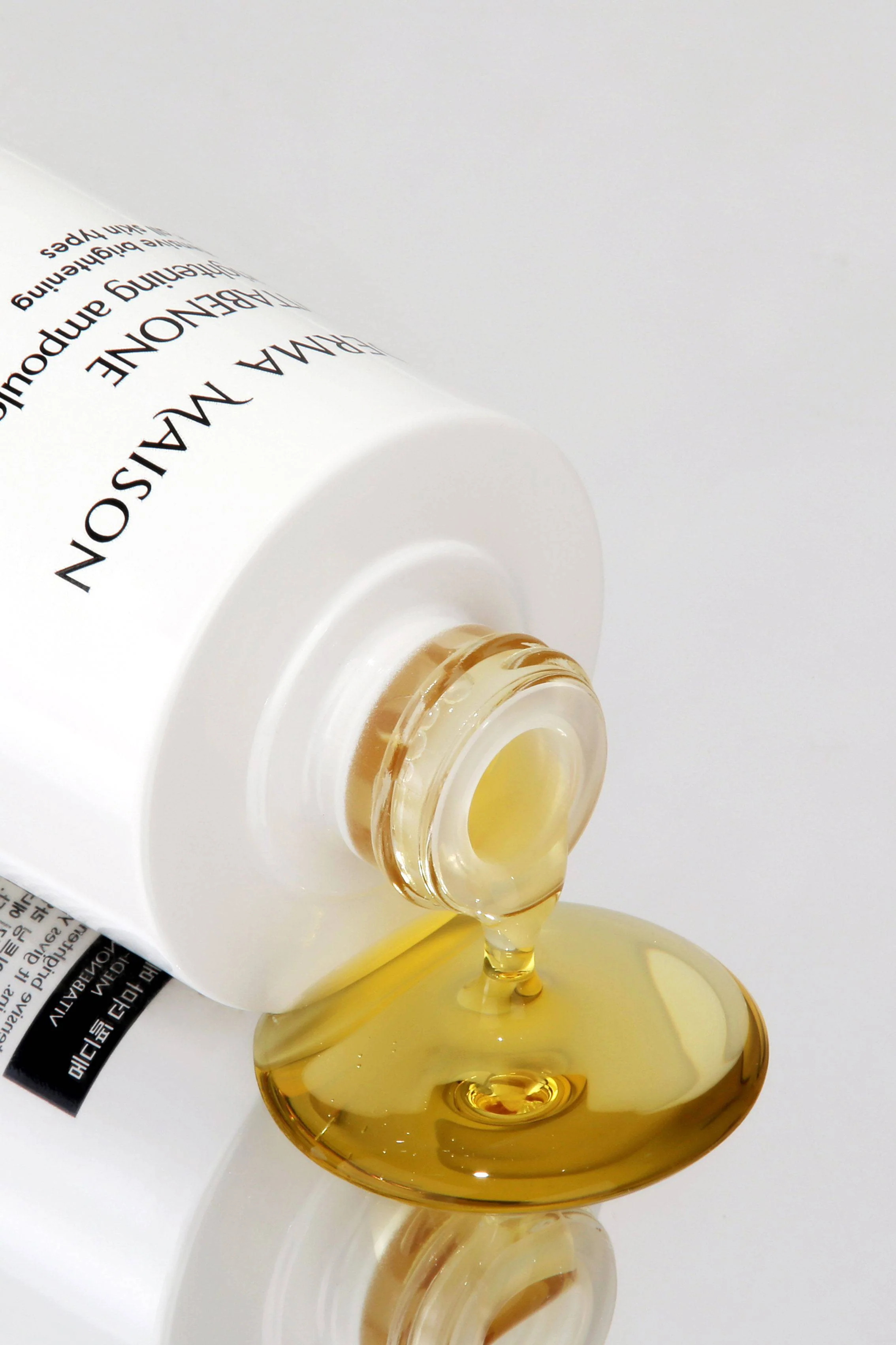 Vitabenone Brightening Ampoule [100ml] - Image 4