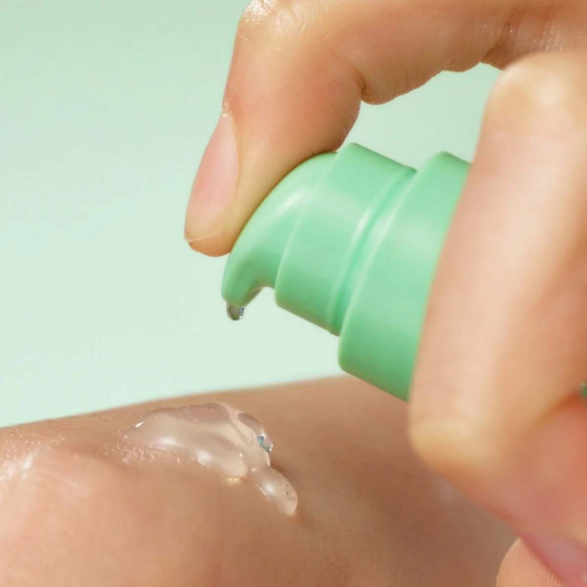 Wonder Releaf Centella Serum Unscented - Image 4